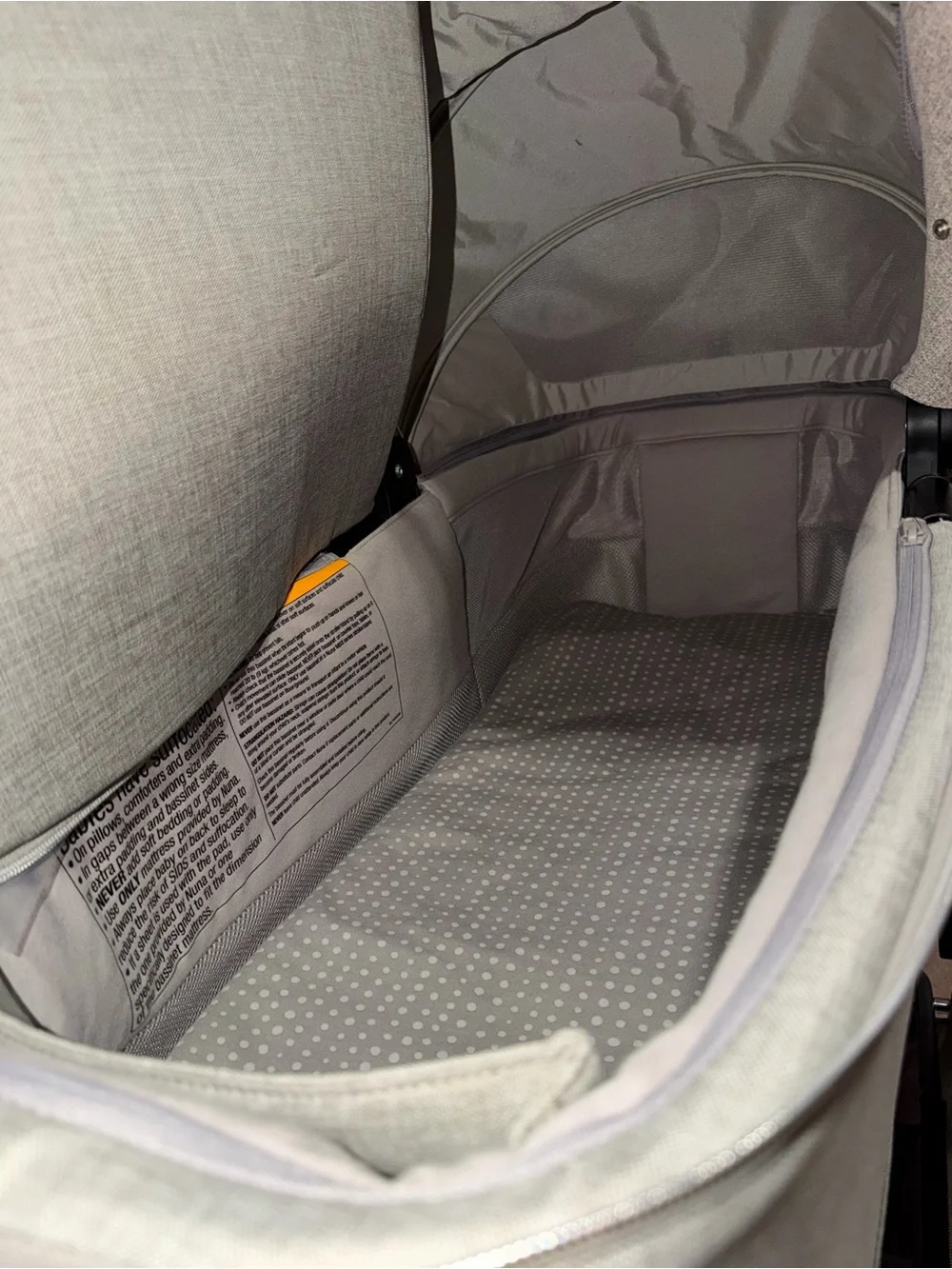 Nuna x pottery barn Tan Bassinet and stand